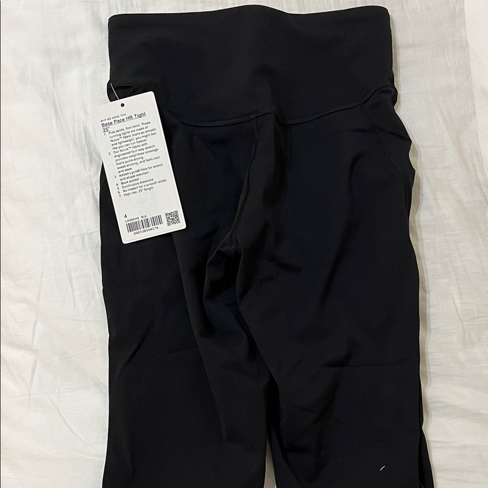 NWT Lululemon Base Pace HR Tight 25”